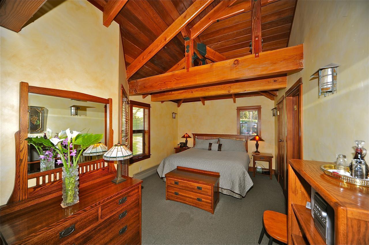 Elk Cove Inn & Spa Exterior photo